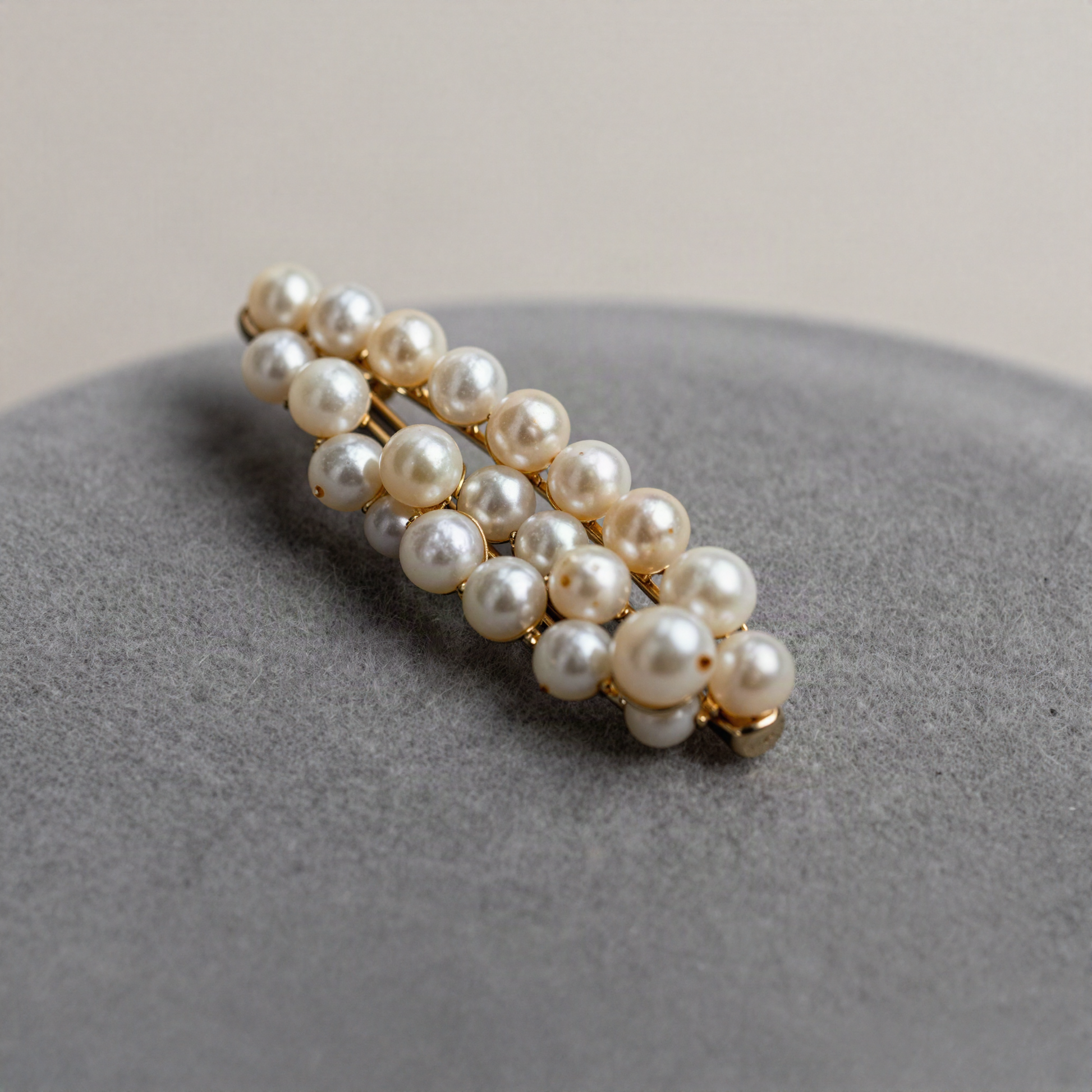 Pearl Cluster Brooch Pin